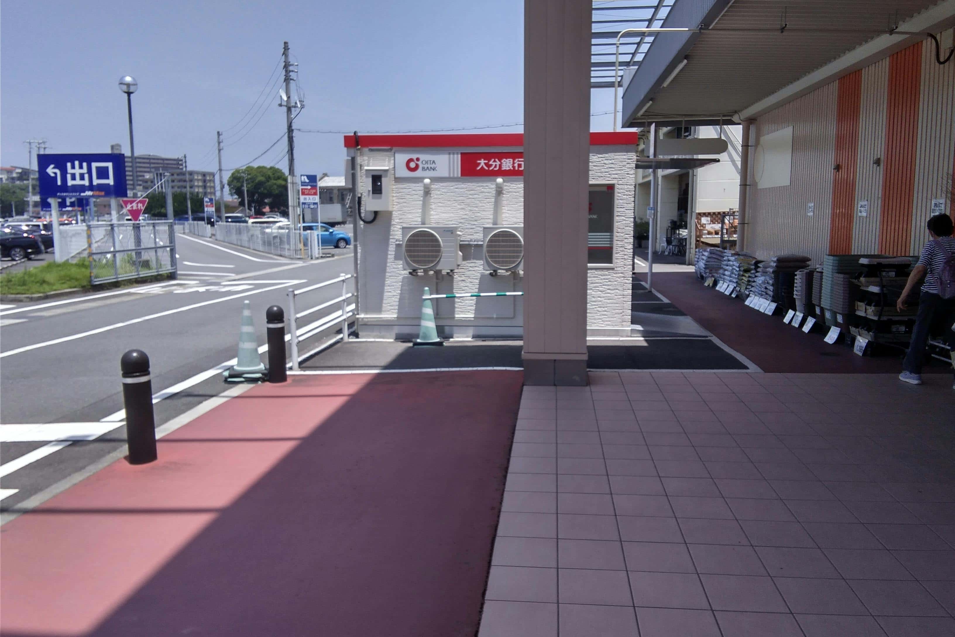 家電側入口 販促プロモーションや物販用途に最適な総合ディスカウントストアの催事イベントスペース