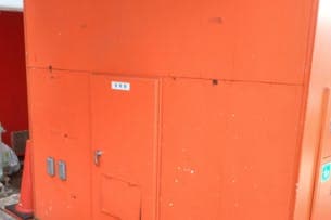 センターコートエスカレーター横 販促プロモーションや物販用途に最適な総合ディスカウントストアの催事イベントスペース2