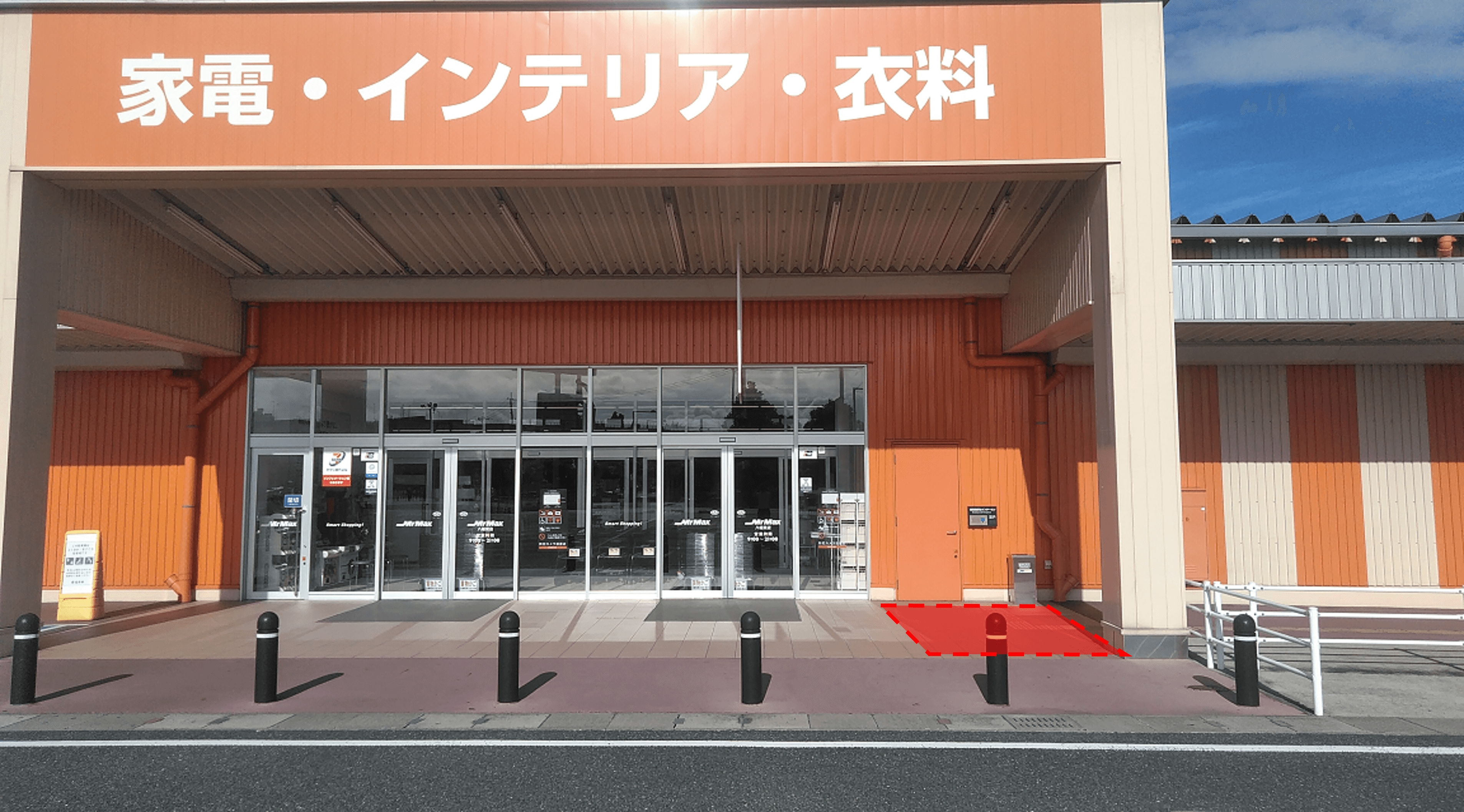 家電側入口 販促プロモーションや物販用途に最適な総合ディスカウントストアの催事イベントスペース